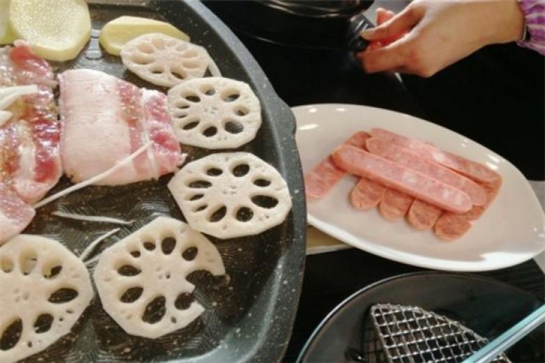 金瀚城韩式自助烤肉加盟
