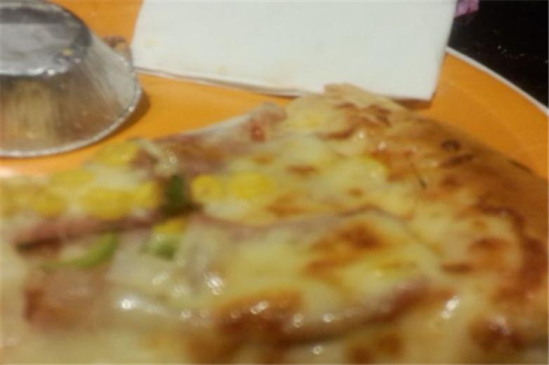 萨坡米披萨加盟