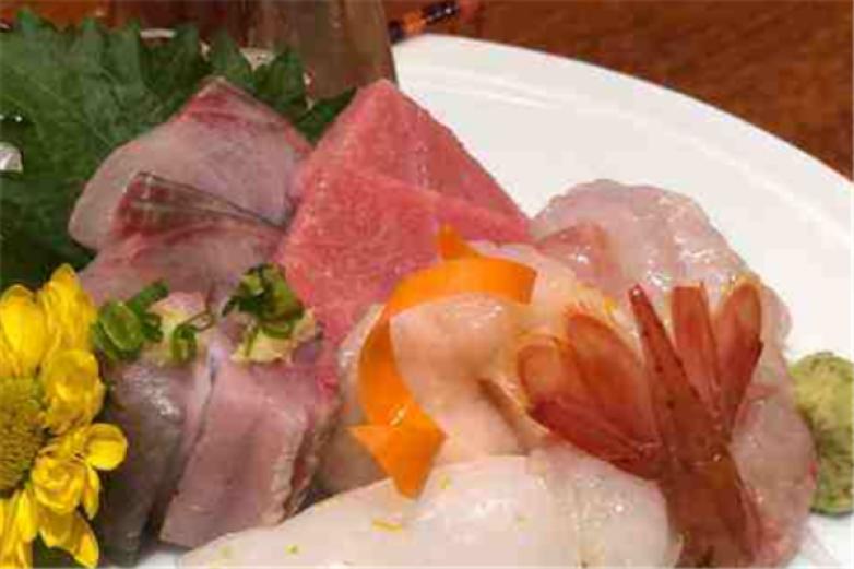 鱼银寿司加盟