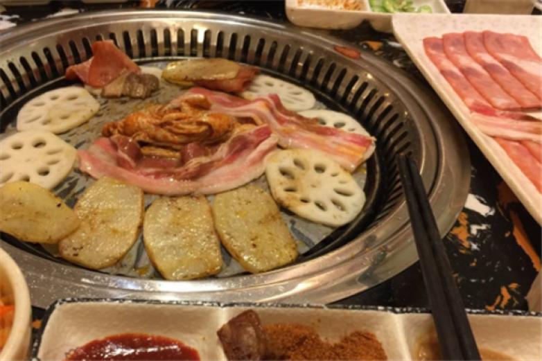 韩尚道铁板烤肉加盟