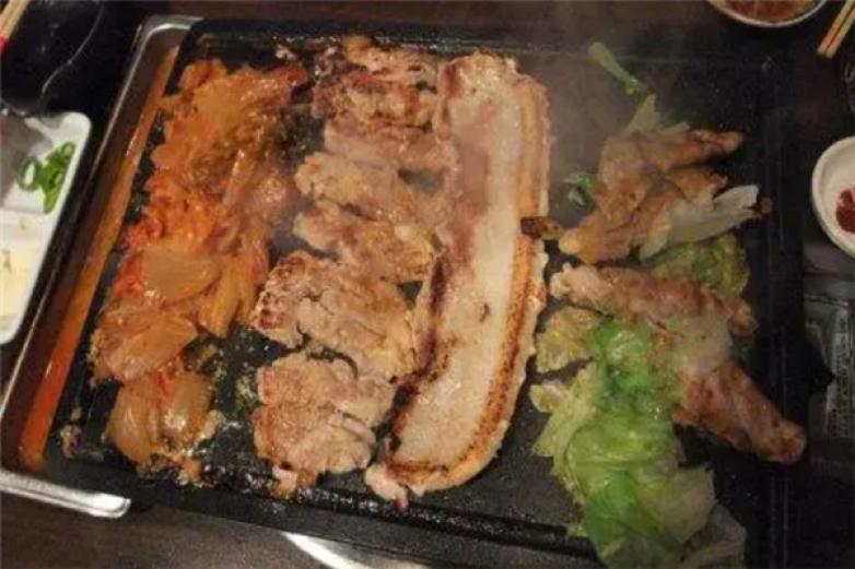 韩式铁板烤肉加盟