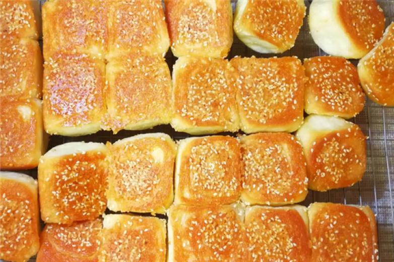 蜂蜜脆皮小面包加盟