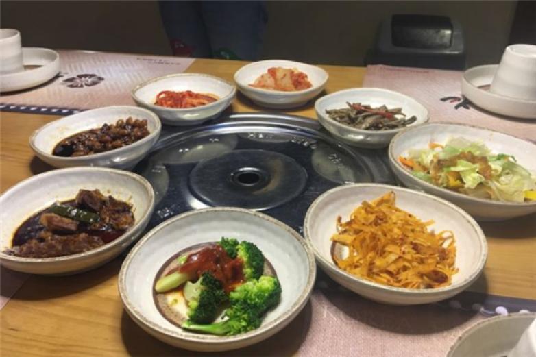 韩式木炭烤肉加盟