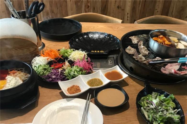 善苜村韩式料理加盟