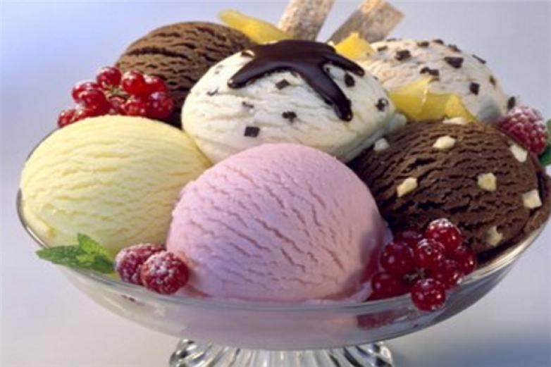 冰岛之恋奶茶冰淇淋加盟