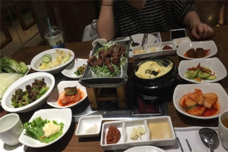 紫霞门韩式料理加盟