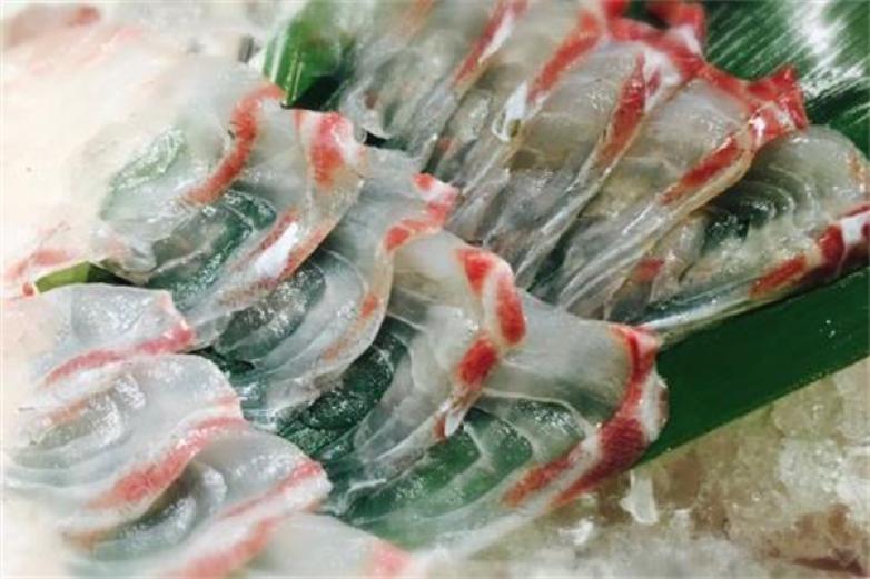 彩真-活鱼寿司加盟