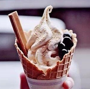 艾格雪塔冰淇淋甜品