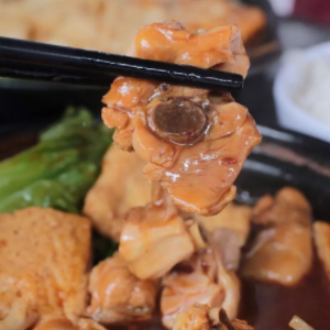 集味斋黄焖鸡米饭