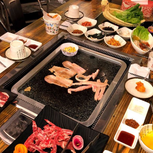 金豬家韓式料理石板烤肉