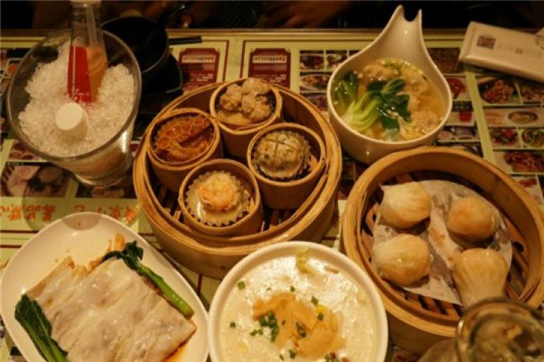 老东粥皇广式茶餐厅加盟