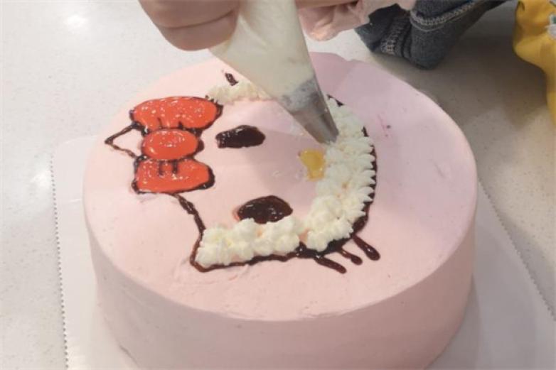 可心DIY烘培蛋糕加盟