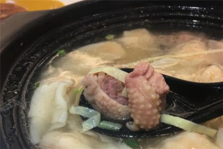 啊要辣油馄饨铺加盟