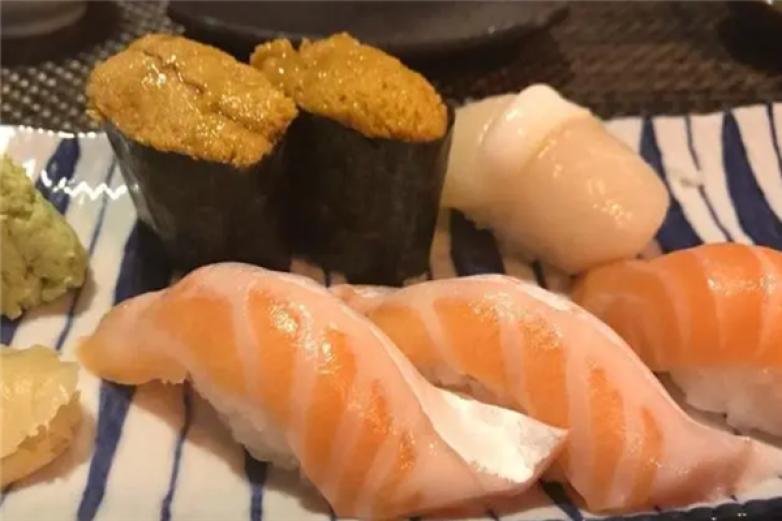 LA SUSHI乐寿司加盟