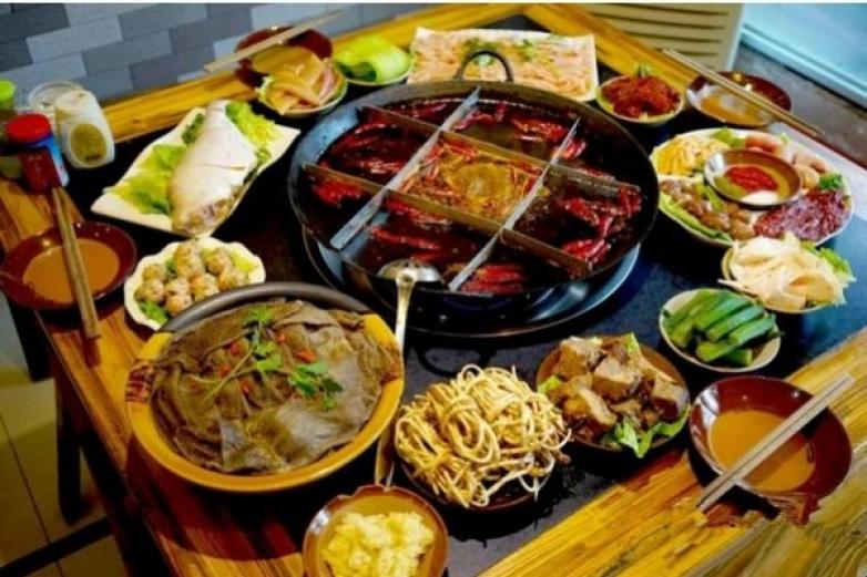 小香驴火锅餐加盟
