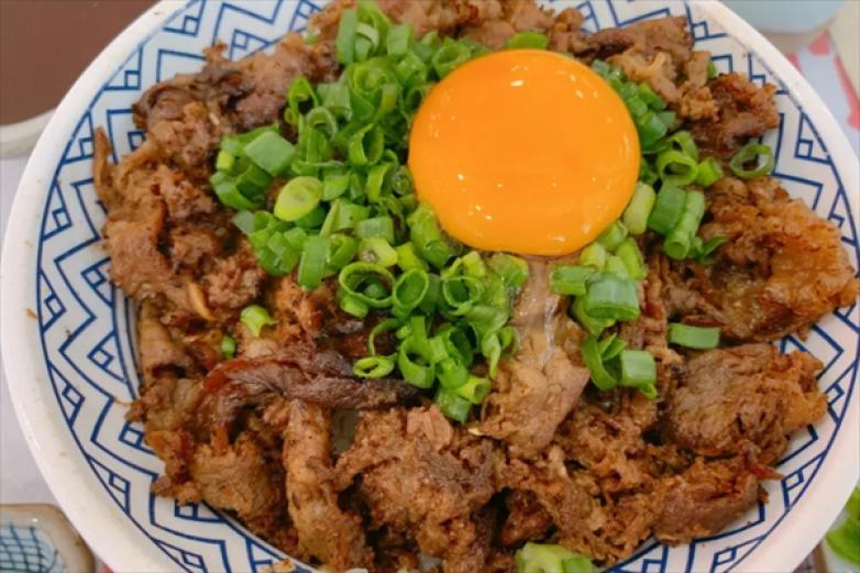 心丼烧肉饭达人加盟