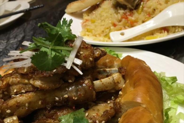 新疆穆斯林顾客满意餐厅加盟