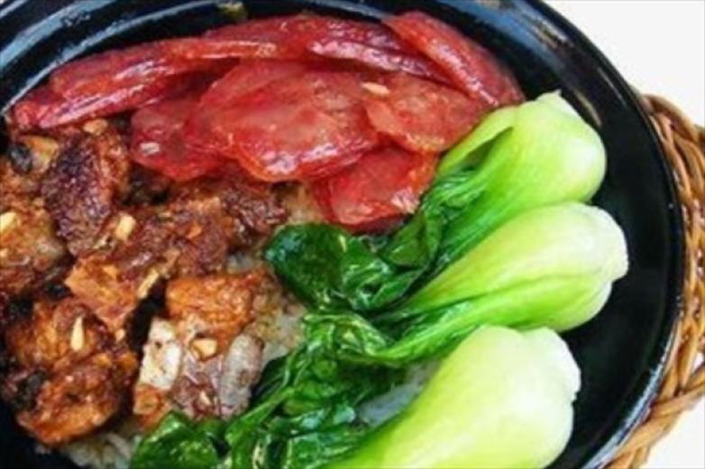 香万家煲仔饭加盟