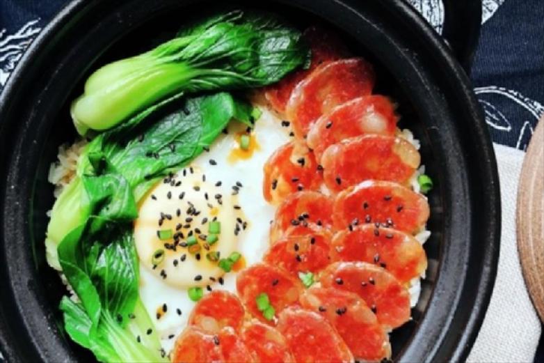 新港式煲仔饭加盟