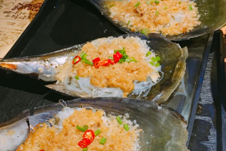 炎武纪肉蟹煲加盟