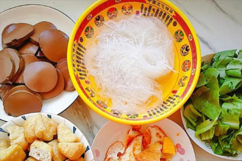 余记鸭血粉丝汤加盟