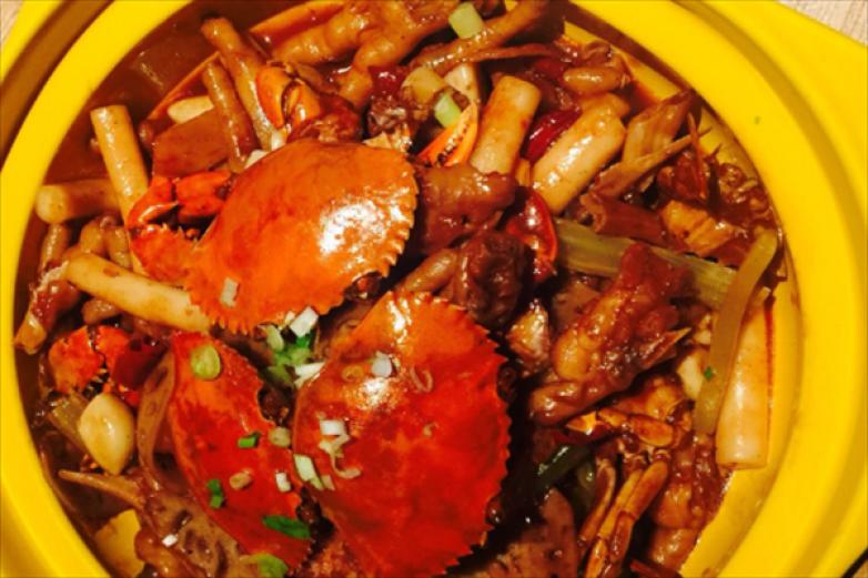 蟹多多肉蟹煲加盟