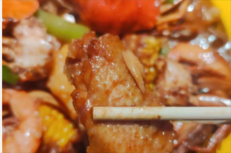 蟹蟹乐肉蟹煲加盟