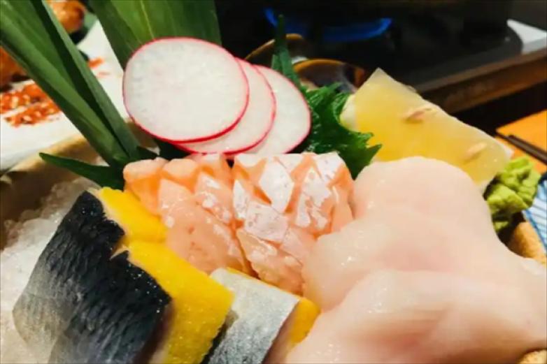 邻趣元石料理加盟