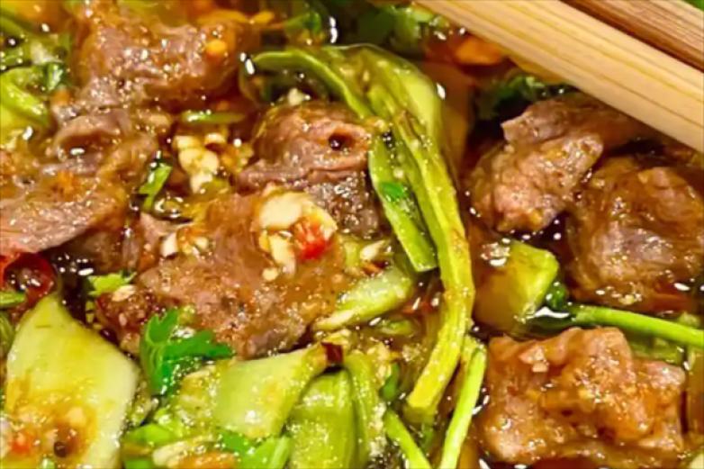 好哇帮火锅串串冒菜加盟