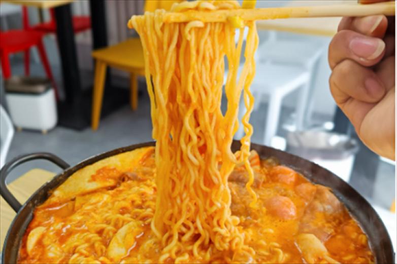 蜀乾串串香加盟
