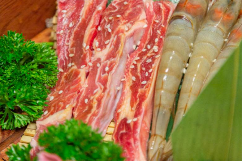 熊饿烤肉吧加盟