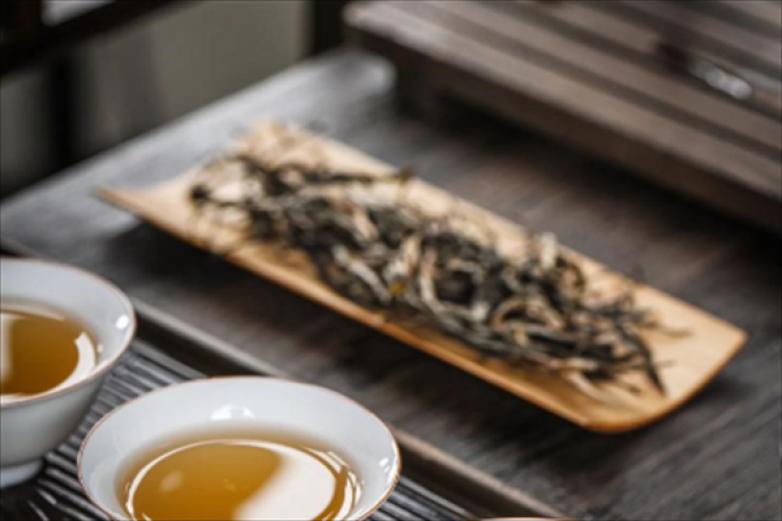 煮龙珠老红糖珍珠鲜奶茶加盟
