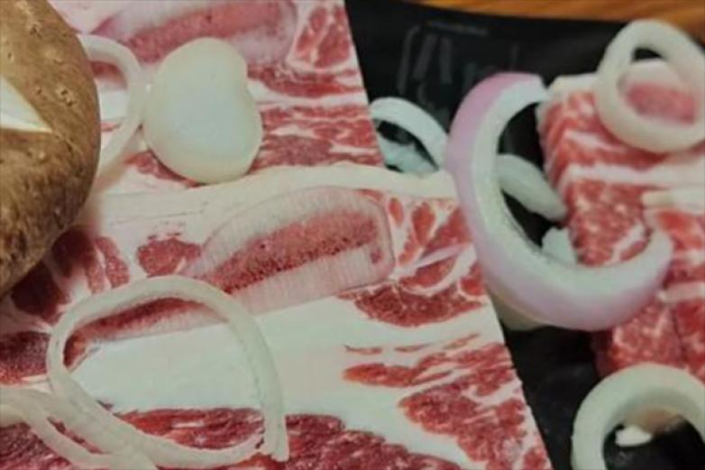 火炉火自助烤肉加盟