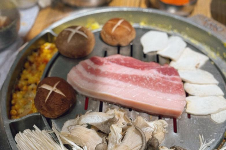 小家韩式餐吧加盟