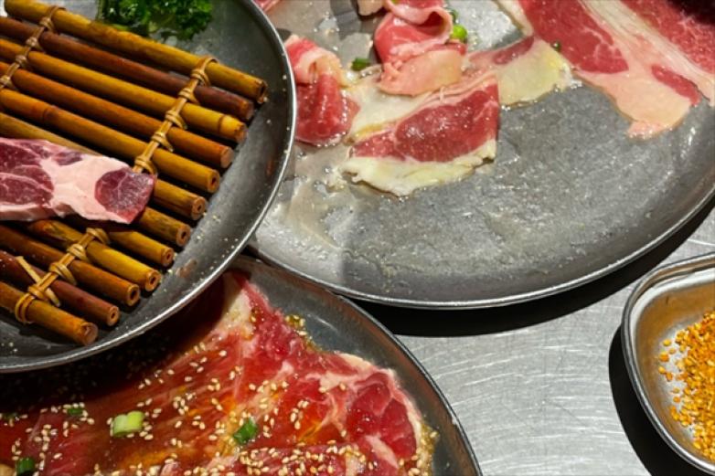 漫牛烤肉加盟
