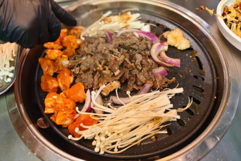 京少碳烤肉加盟