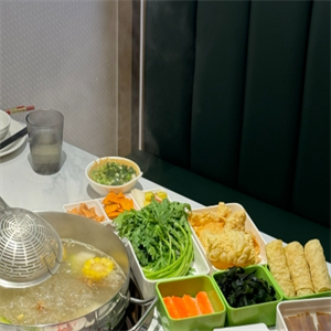 鲜牛时尚潮汕牛肉火锅
