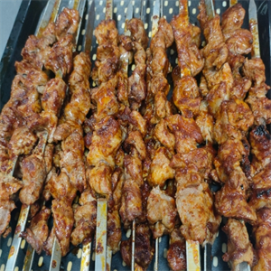 卢大串串