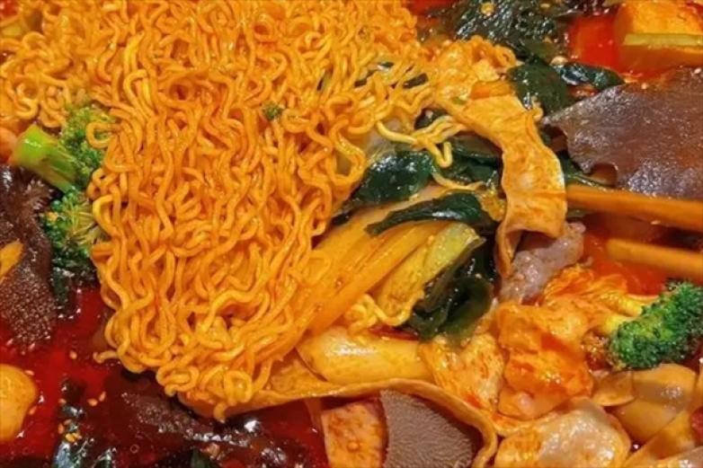 觅烫麻辣烫加盟