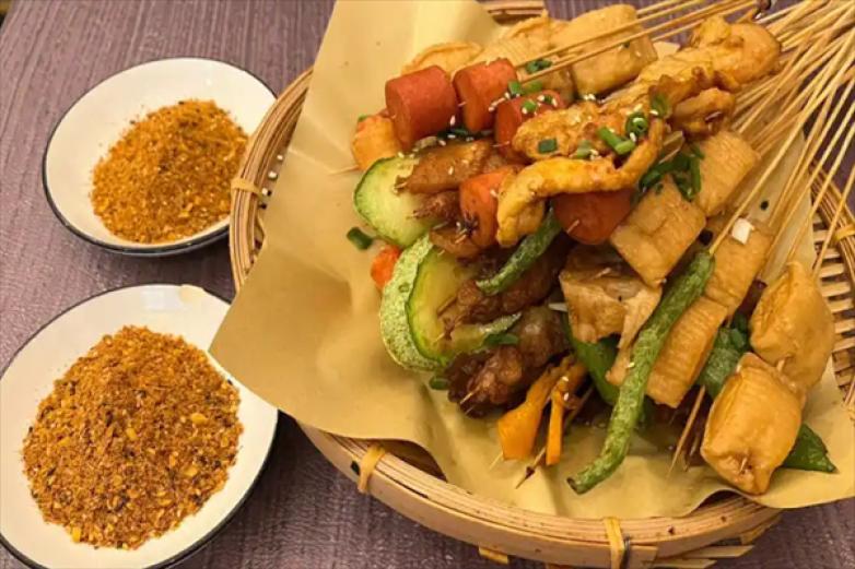 三口串火锅串串加盟