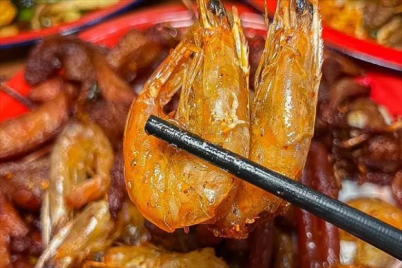 三口串火锅串串加盟
