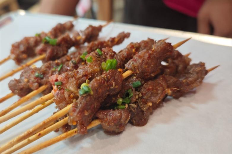 窜场牛肉串串香加盟