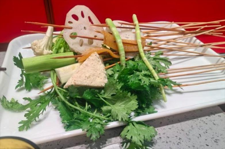 卢大串串加盟