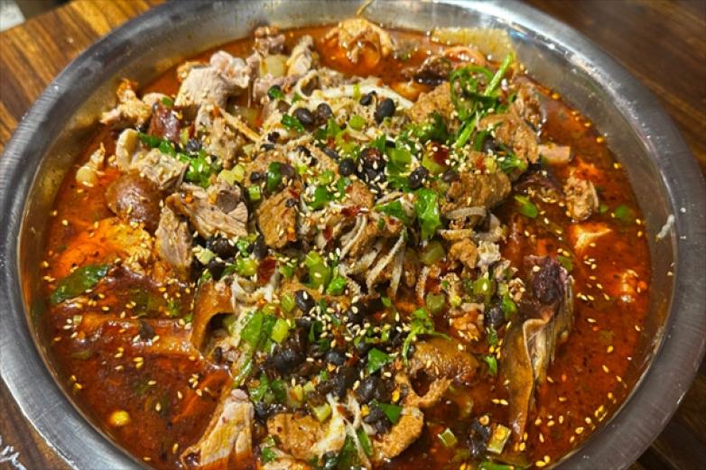 一招郷冒菜加盟