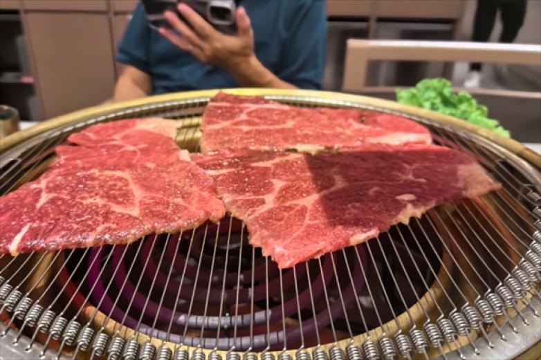 黑狸花烤坊烤肉加盟