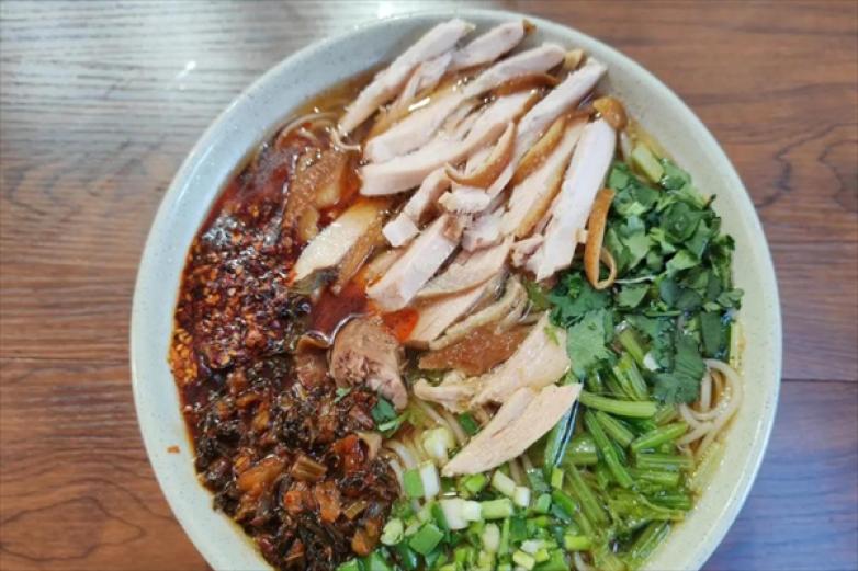 弥勒土鸡米线加盟