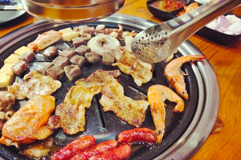 牛犟烤肉加盟