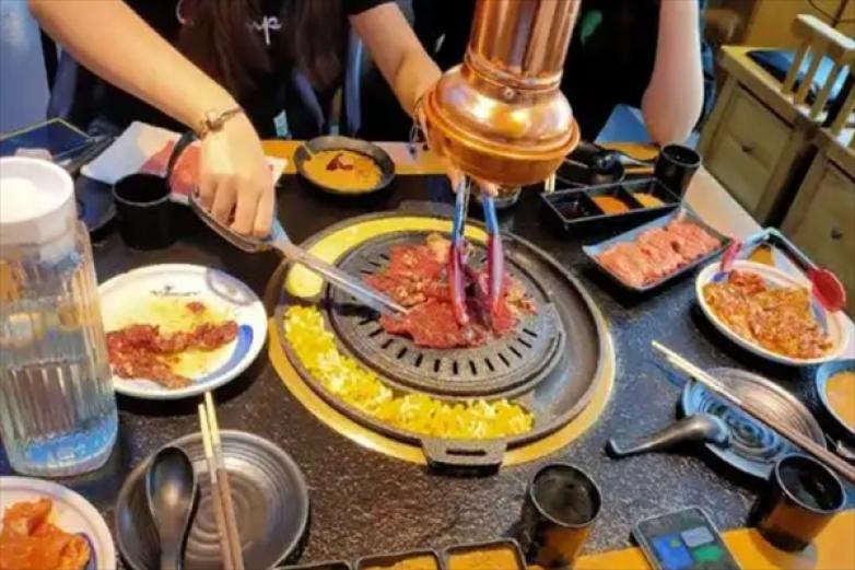 狱望监狱主题烤肉加盟