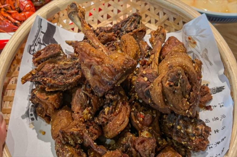 香酥酱烤鸭加盟