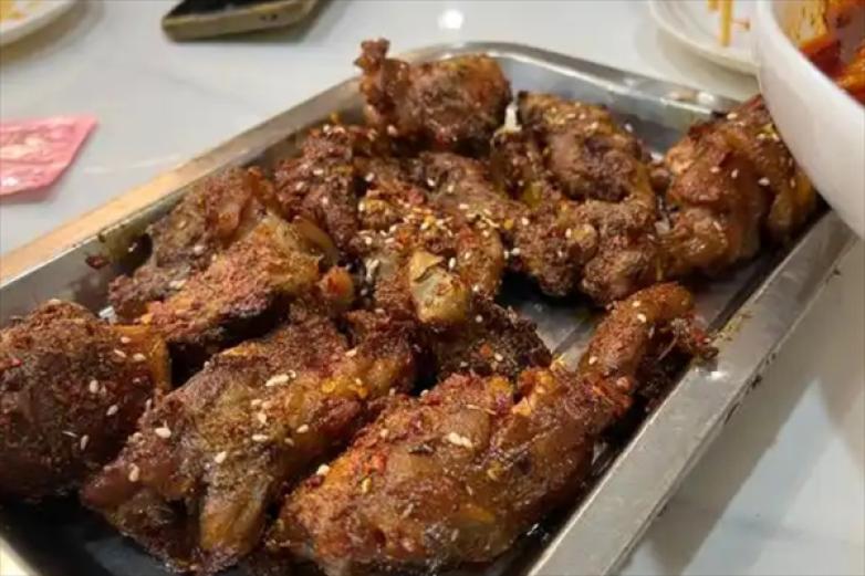 佰运烤肉加盟
